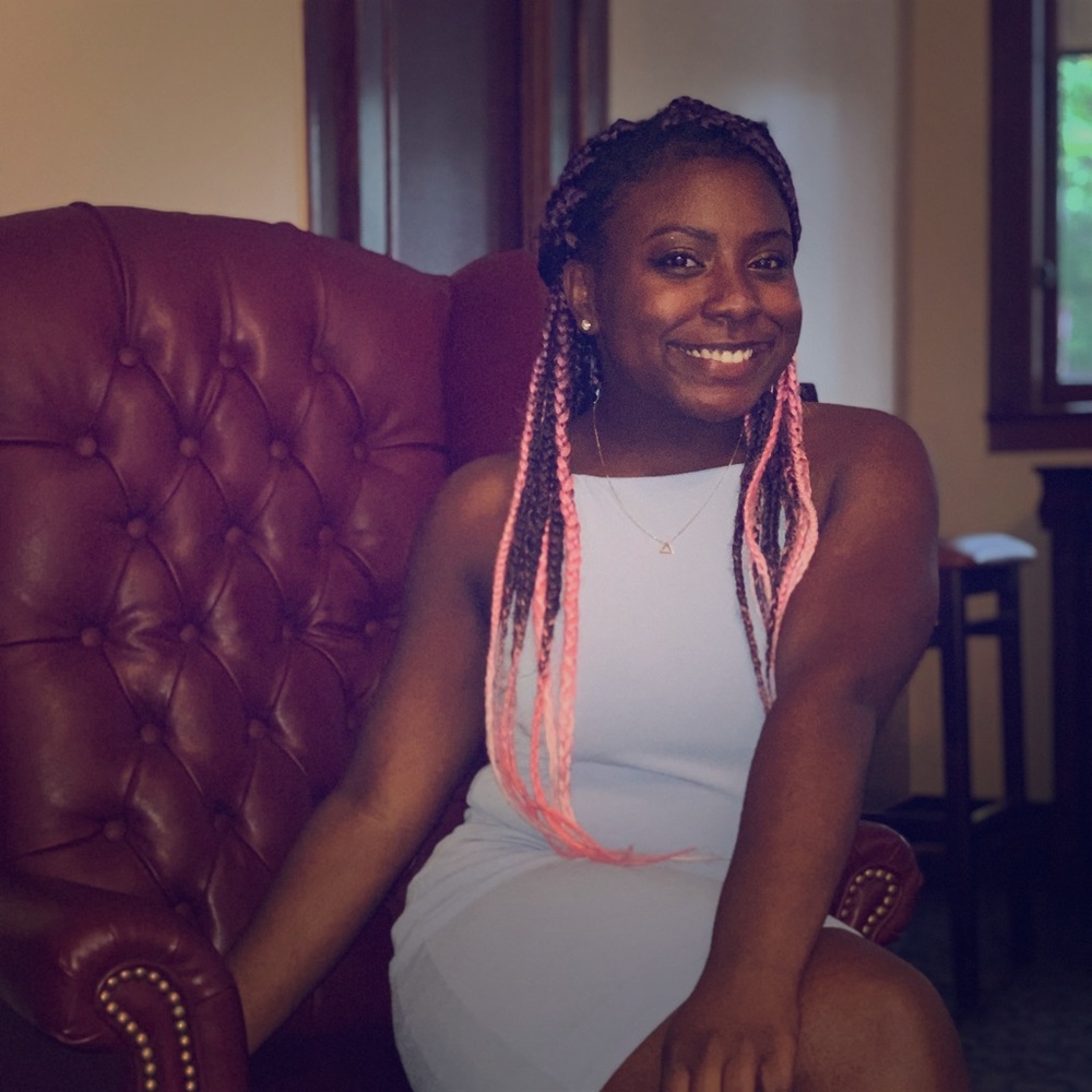 Meet your Posher, Candace